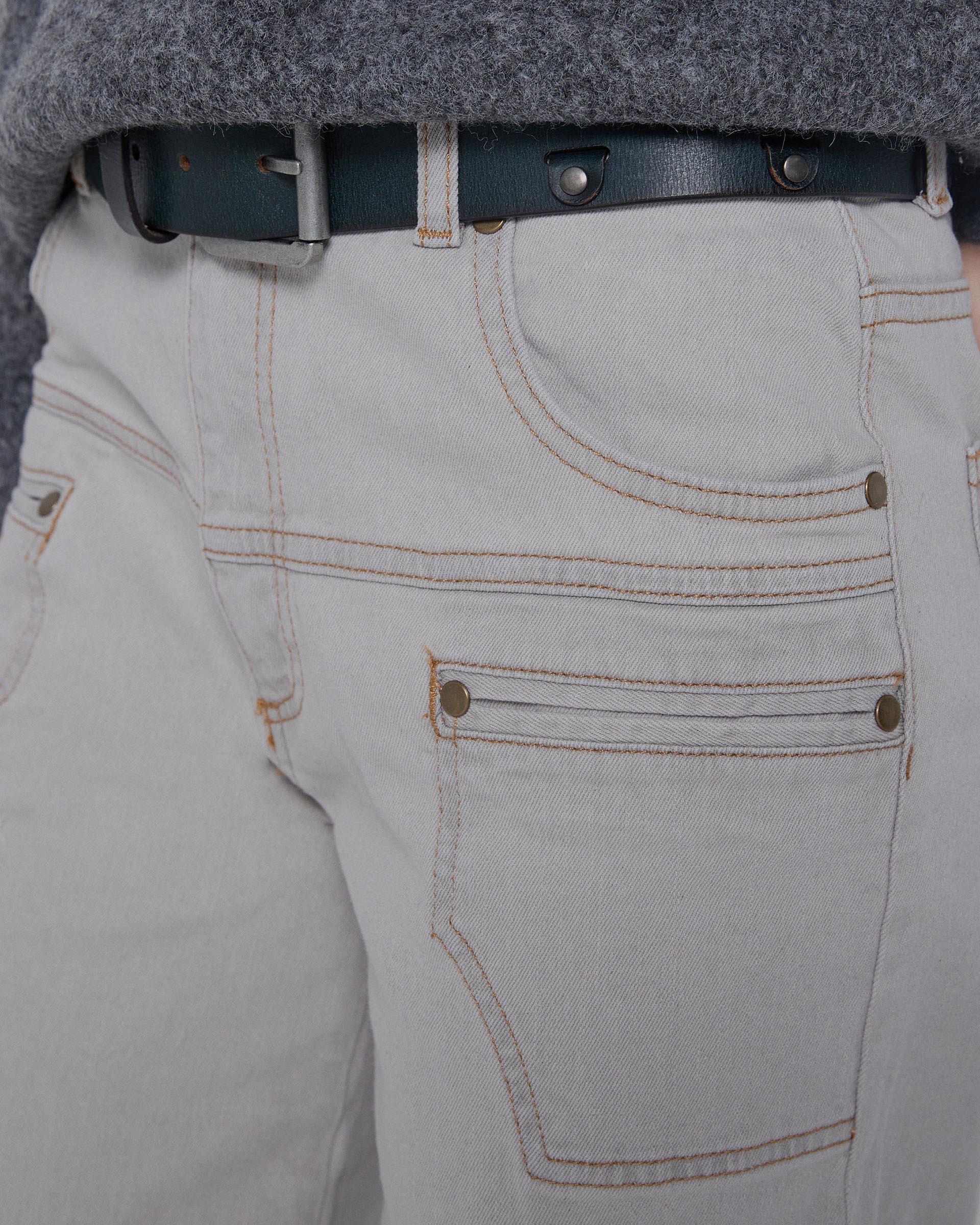 JEANS CONTRASTES COSTURAS
