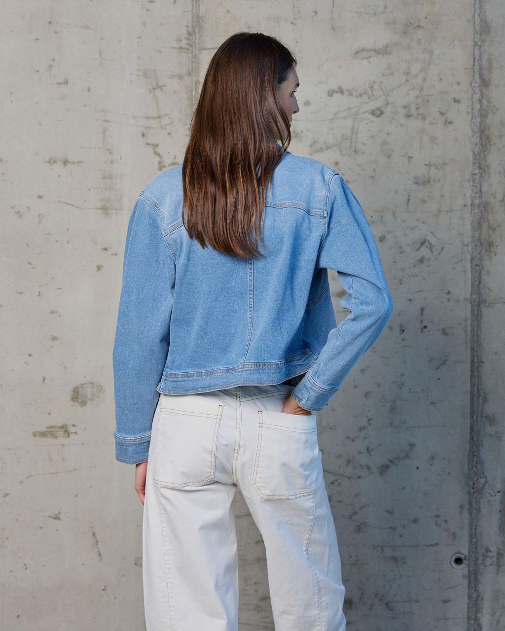 CAZADORA DENIM MANGA ABULLONADA