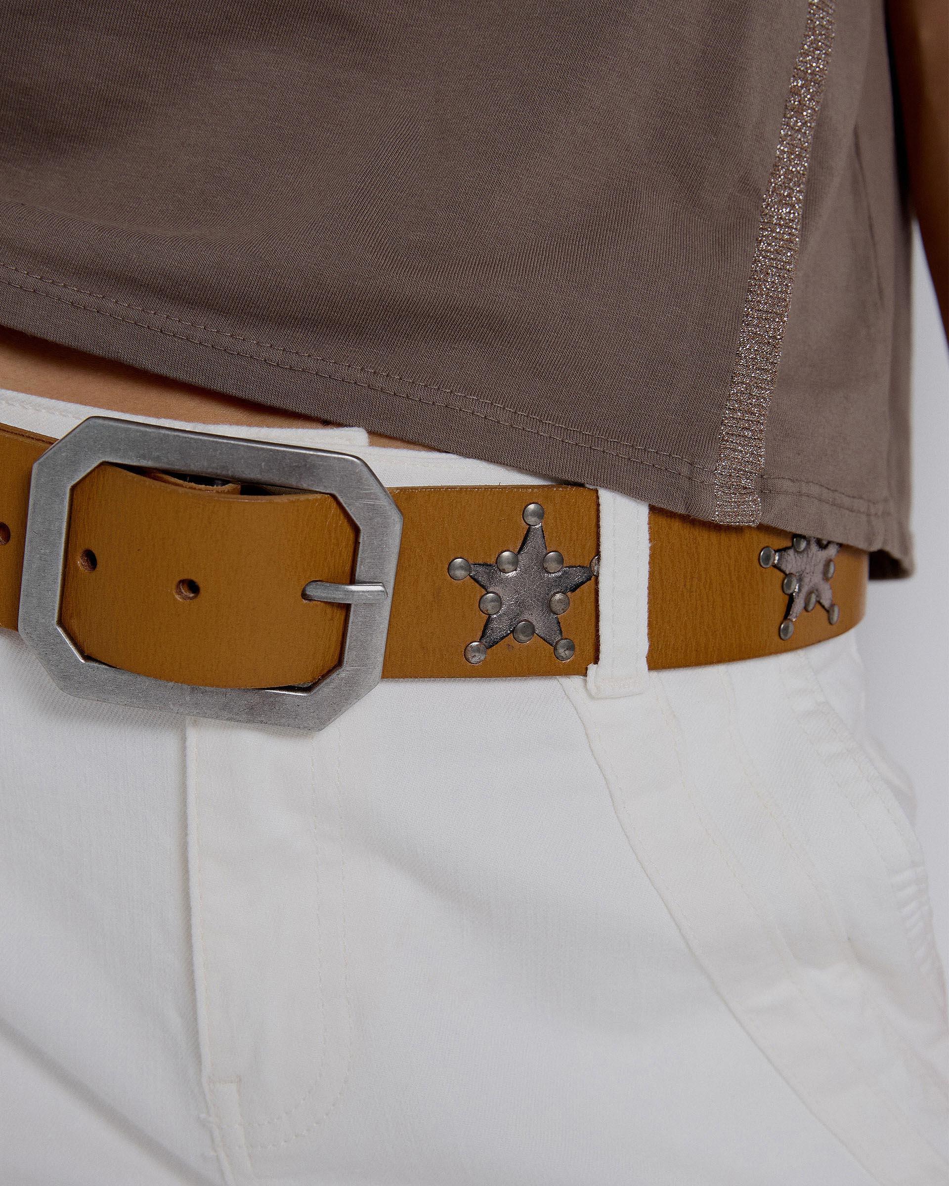 CINTURON PIEL PARCHES ESTRELLAS