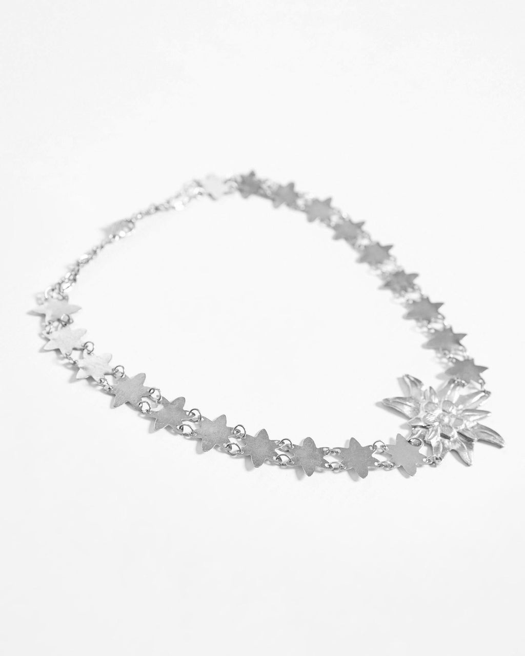 COLLAR ESTRELLAS FLOR