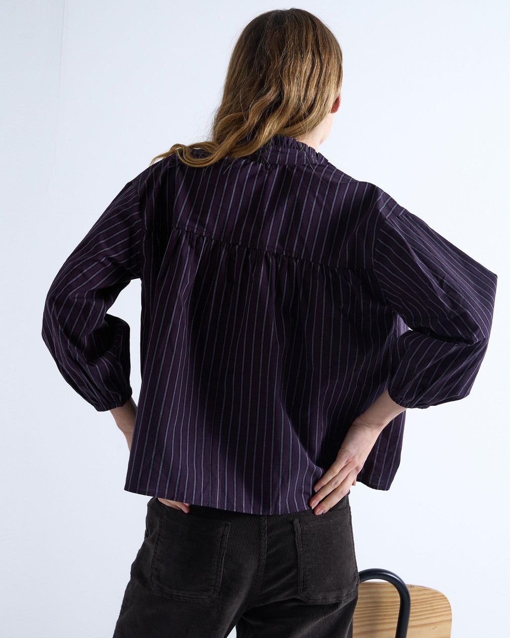 BLUSA RAYAS VOLANTE