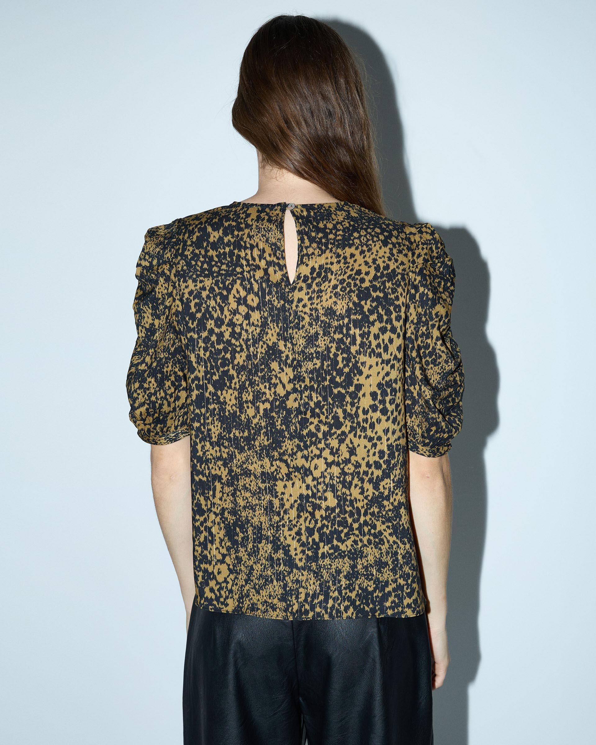 BLUSA ESTAMPADO MANCHAS