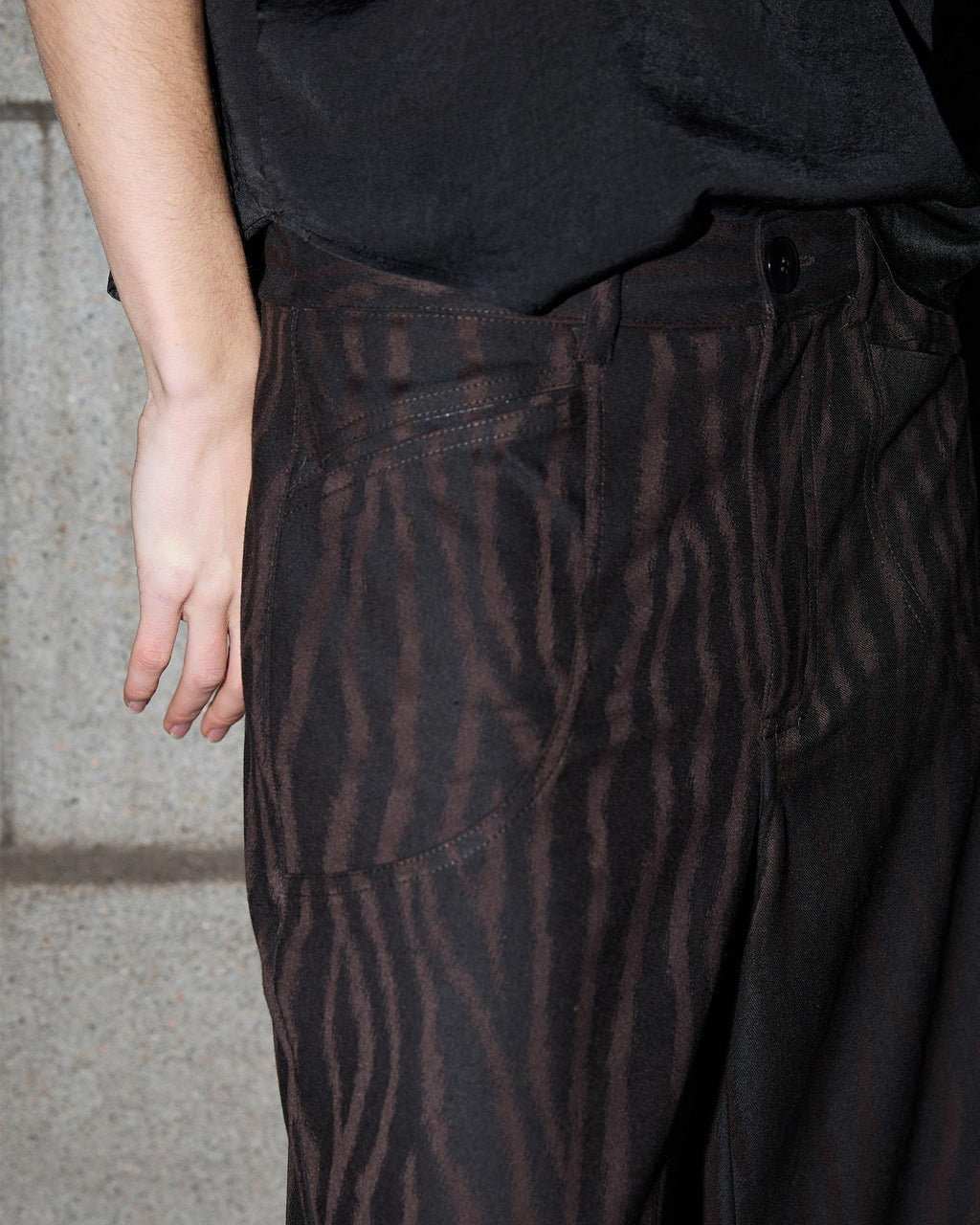 PANTALON ESTAMPADO ANIMAL PRINT