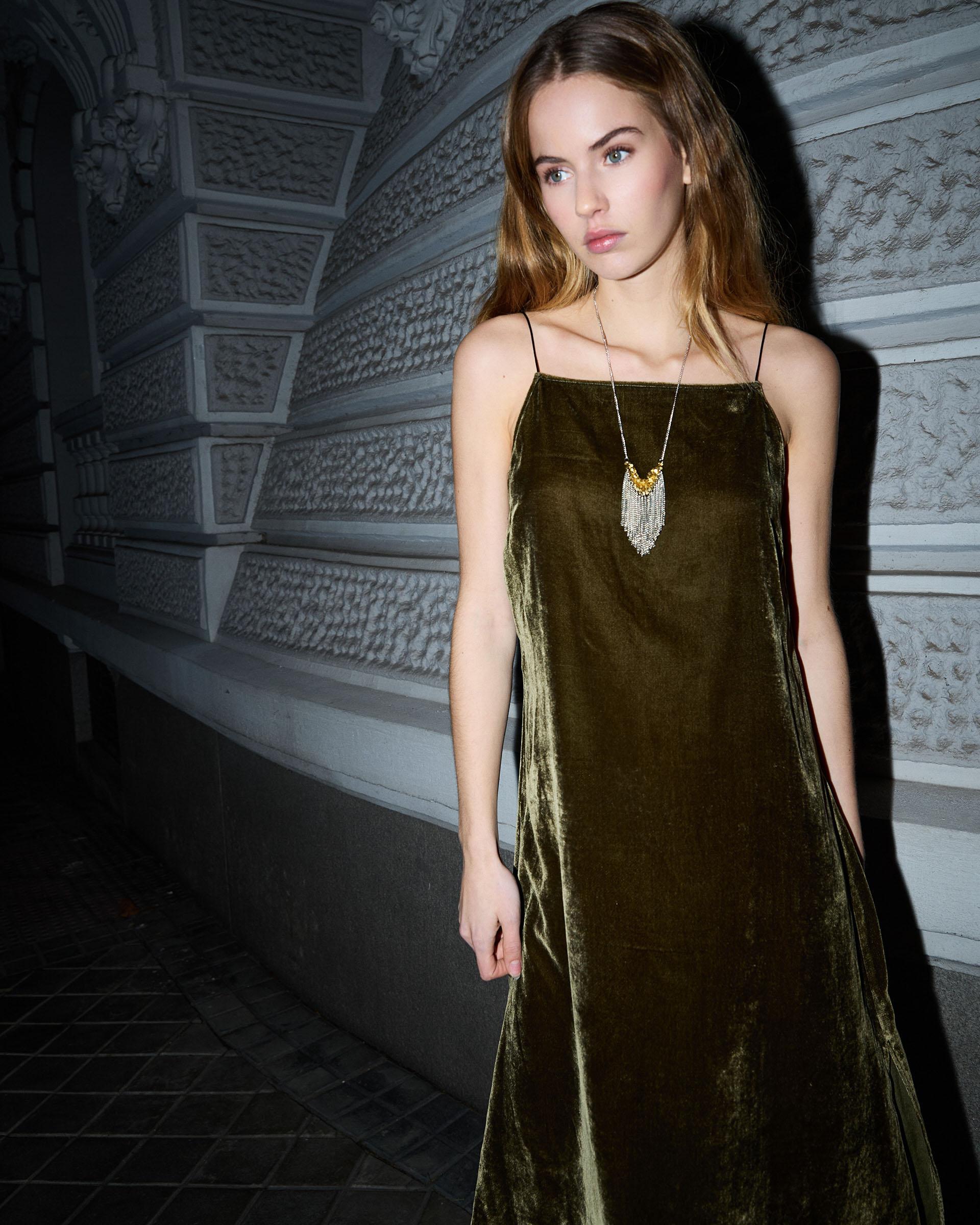 VESTIDO LARGO TERCIOPELO