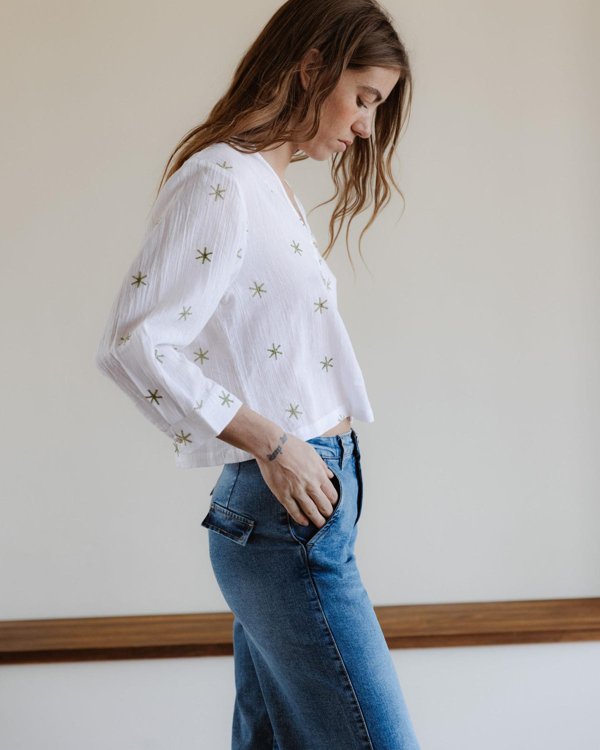 BLUSA BORDADOS SOLES