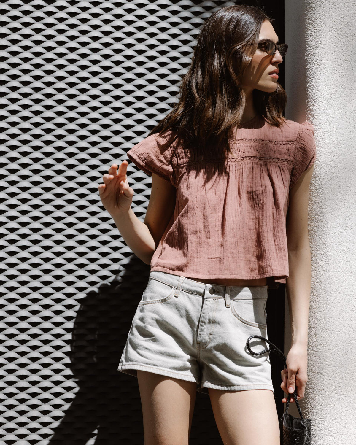 BLUSA MANGA CORTA PUNTILLAS DELANTERO
