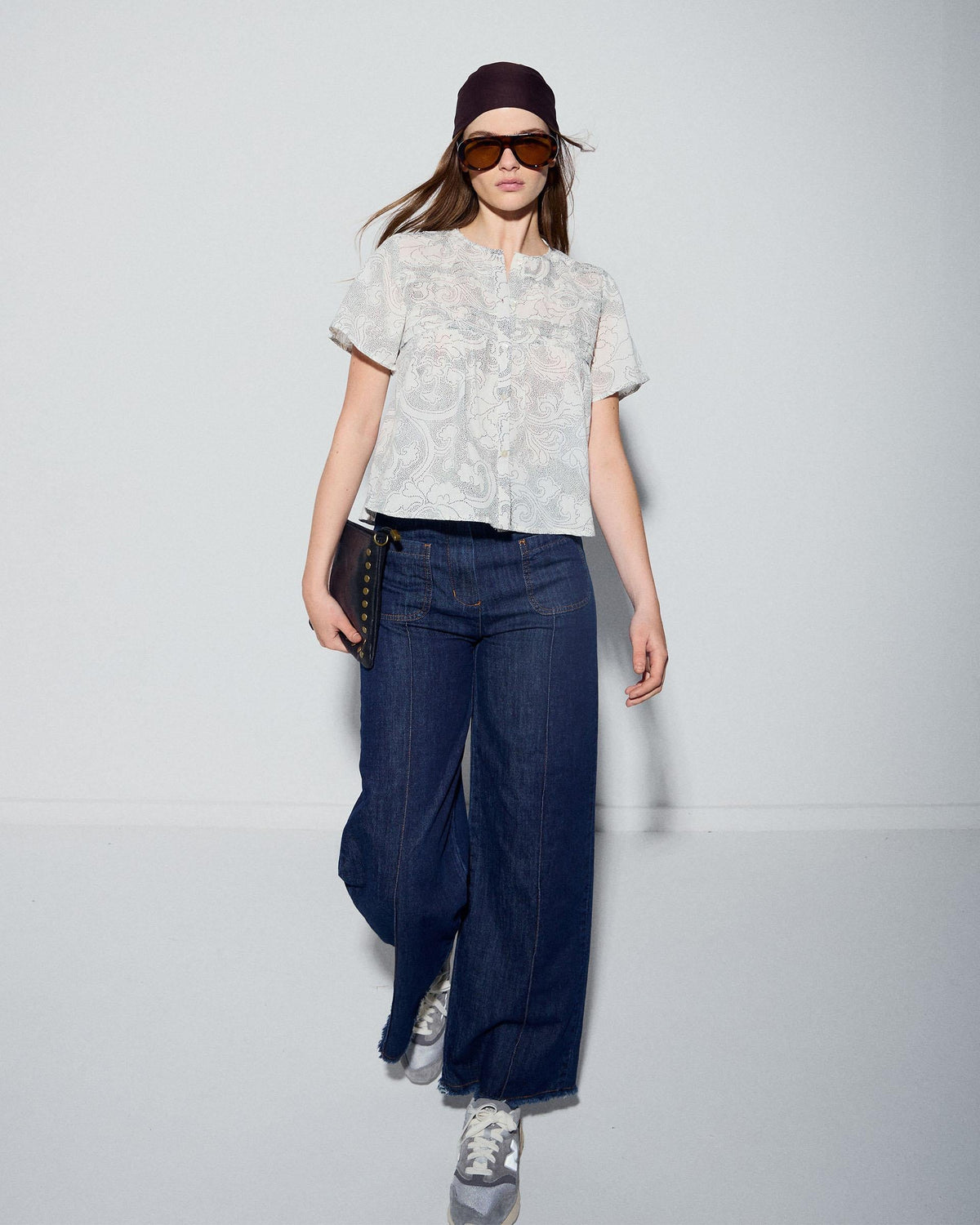 BLUSA PLIEGUES DELANTEROS BOTONES