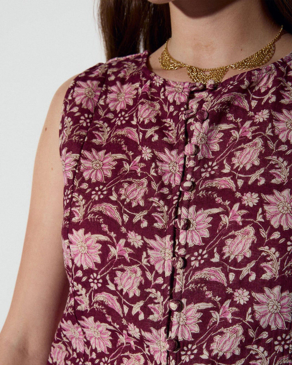 Top Botones Forrados Estampado Floral Granate