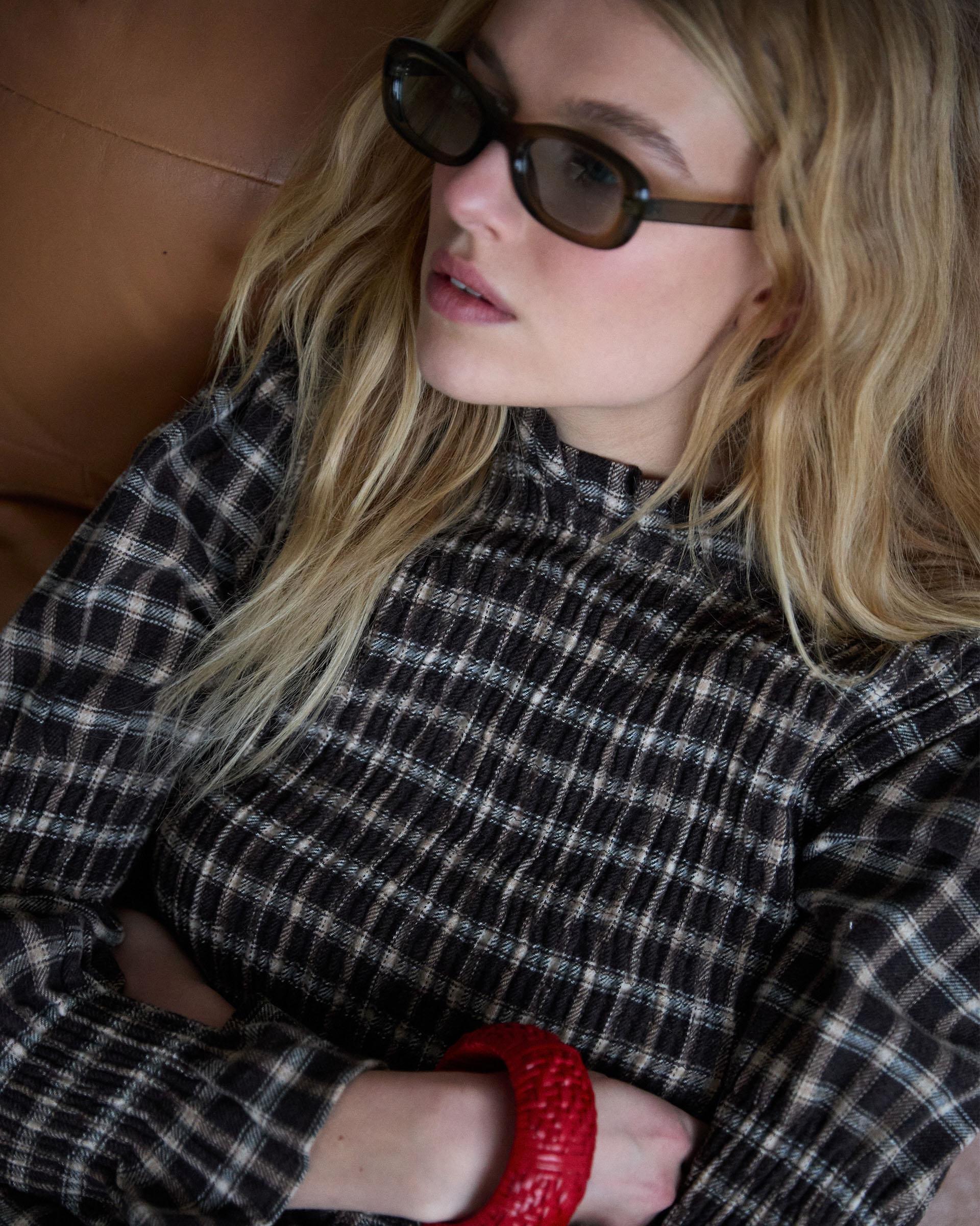 BLUSA NIDO DE ABEJA CUADROS