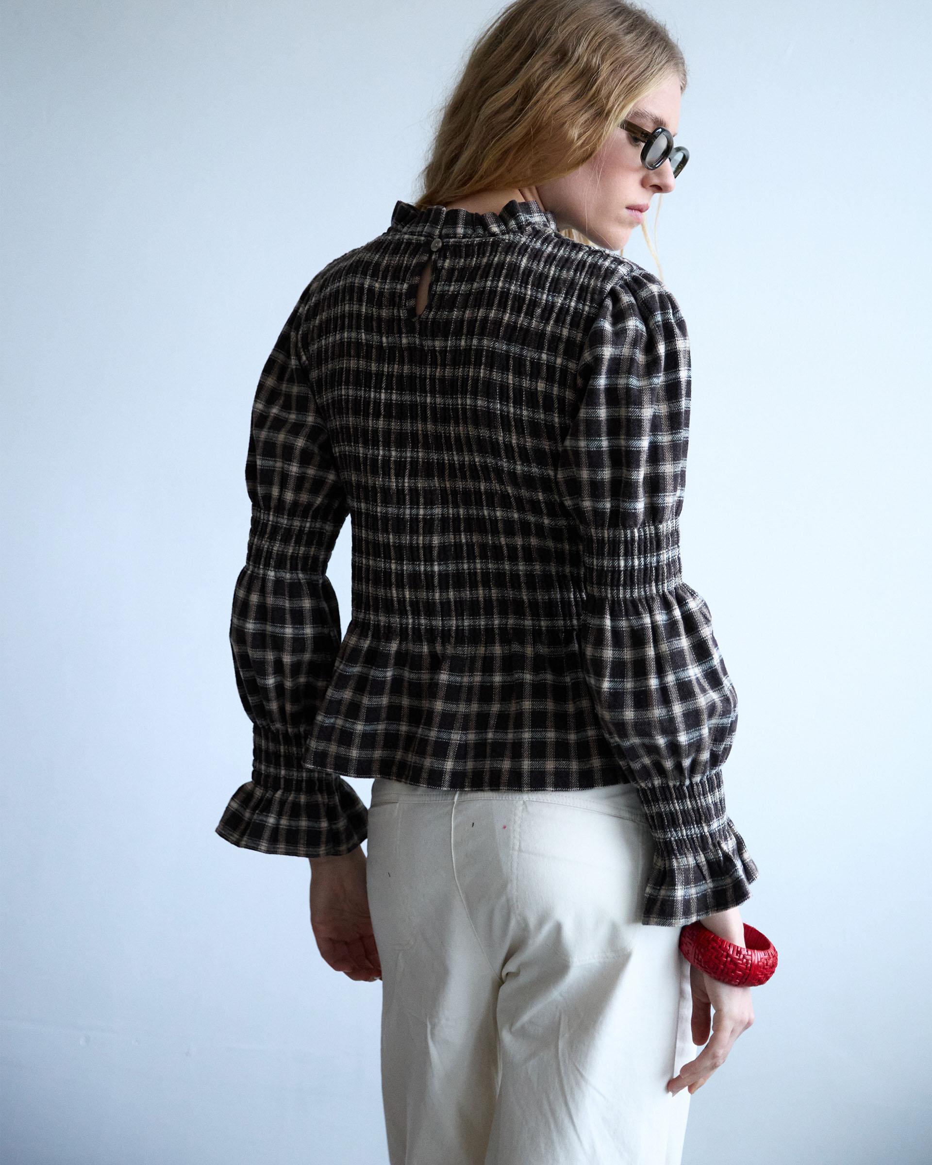 BLUSA NIDO DE ABEJA CUADROS