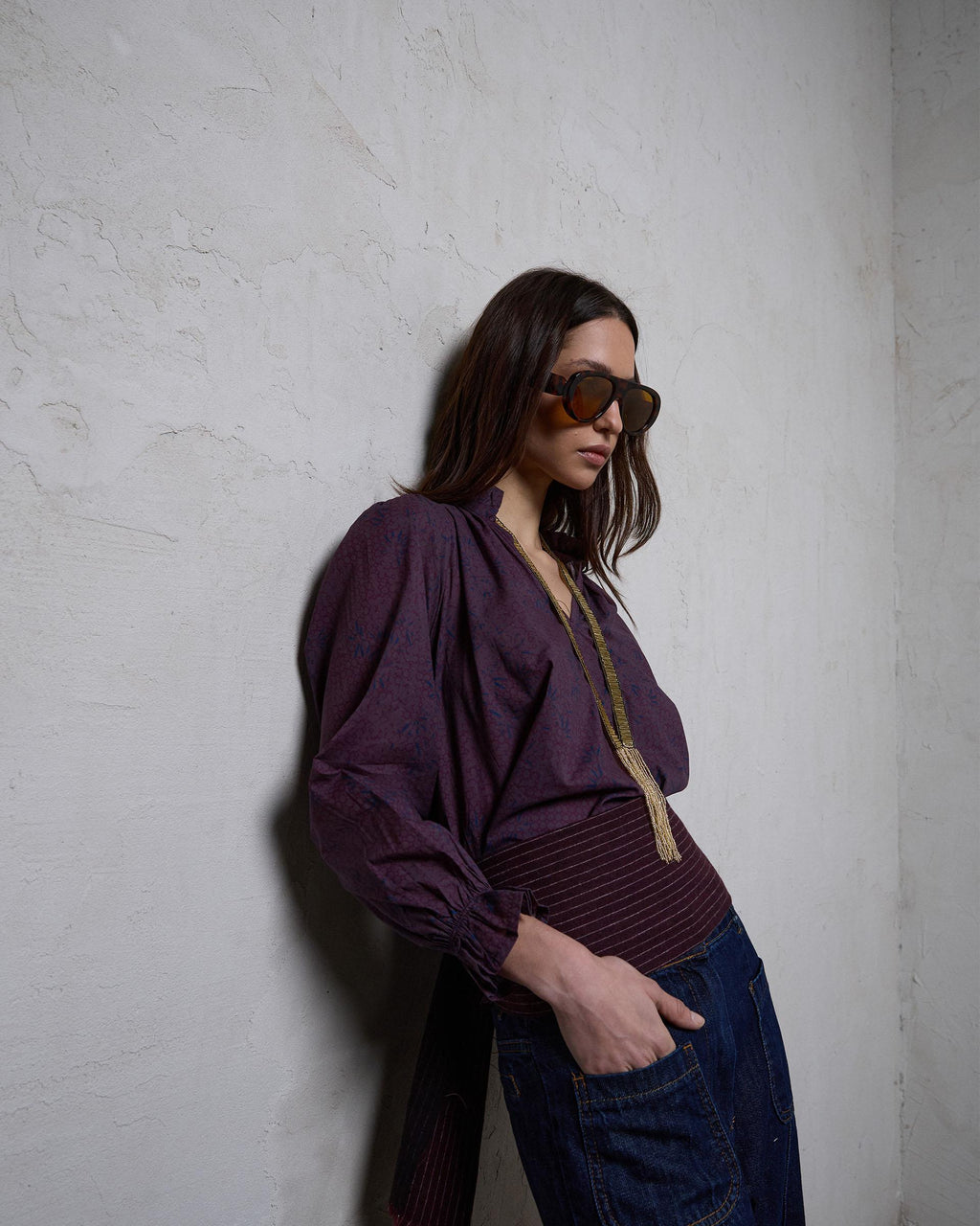 BLUSA ESCOTE PICO ESTAMPADA