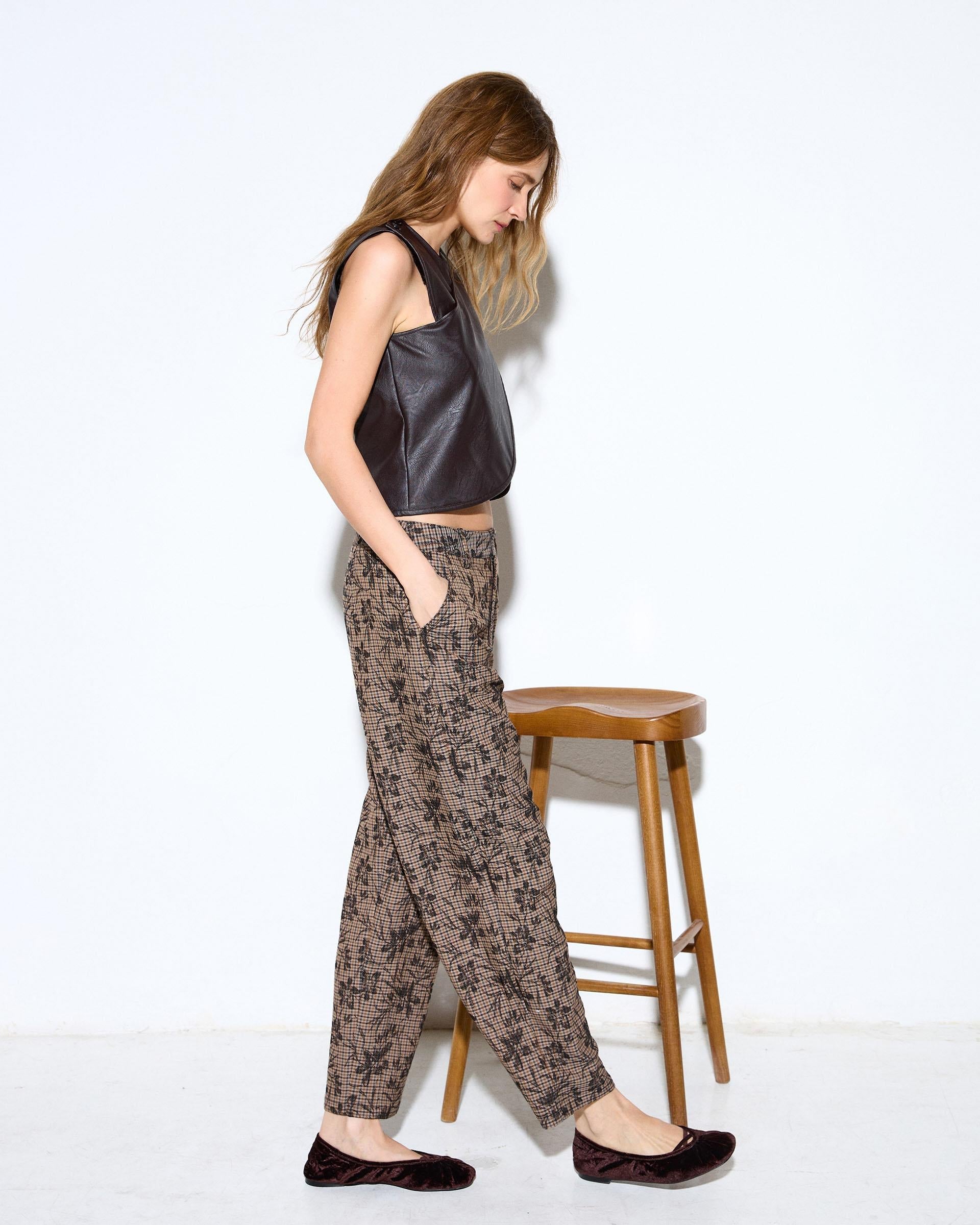PANTALON ESTAMPADO CUADROS FLORES