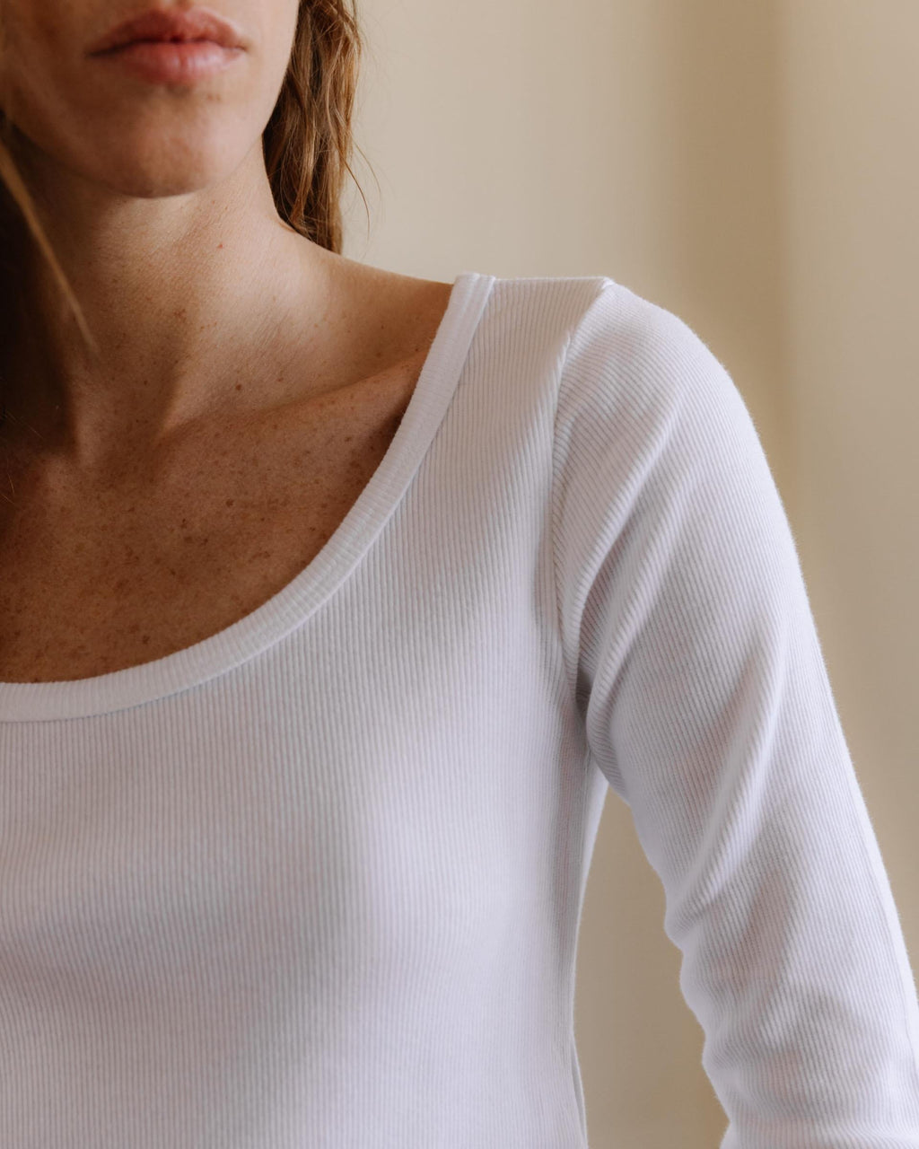 CAMISETA RIB ESCOTE REDONDO