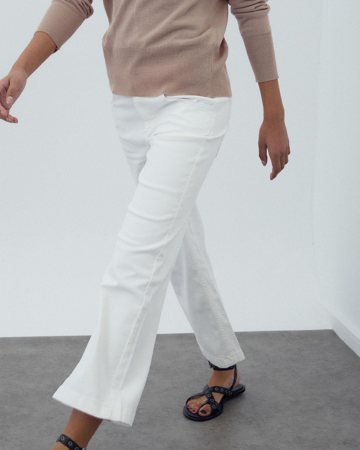JEANS BORDADO FLORAL