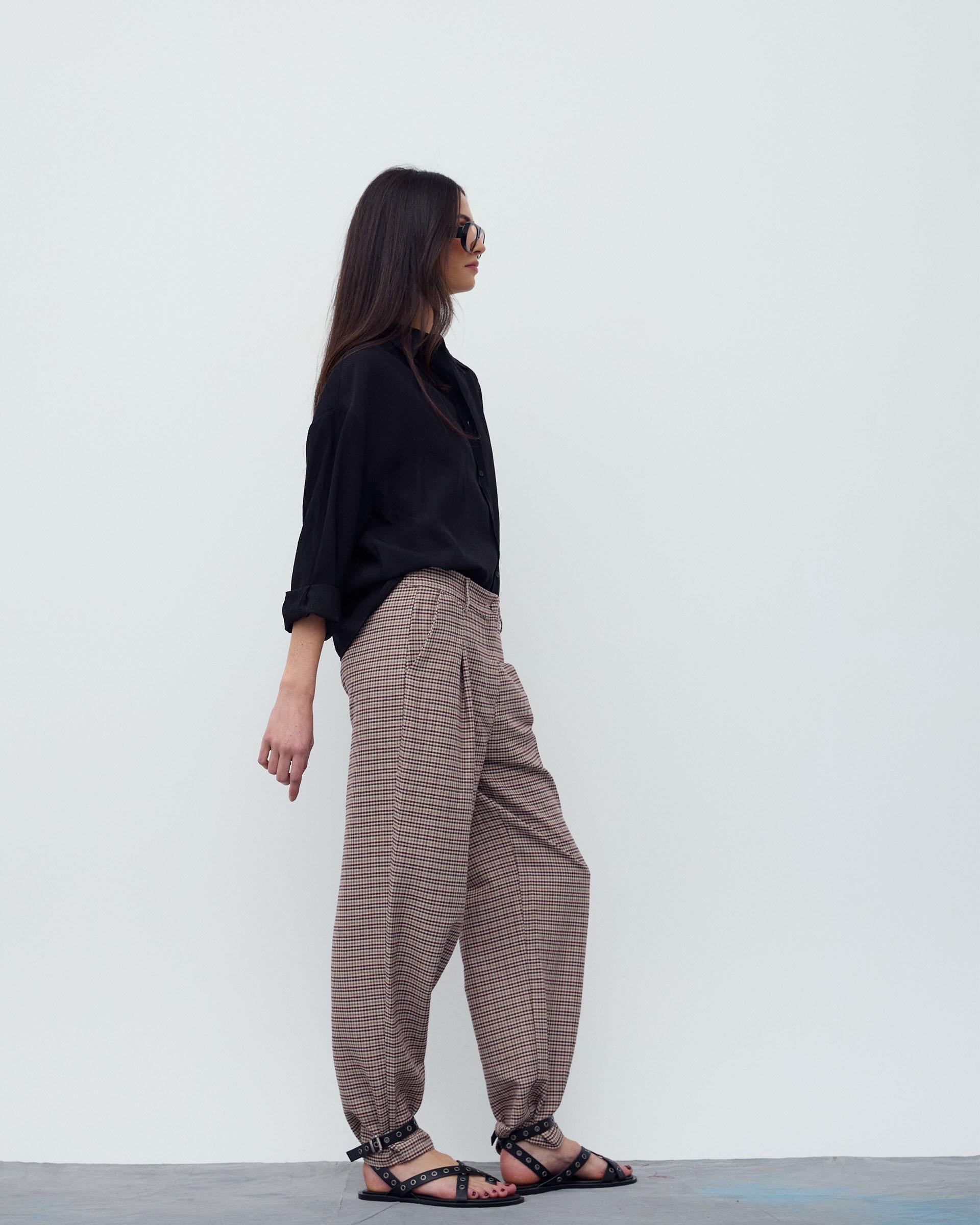 PANTALON CUADROS PINZAS