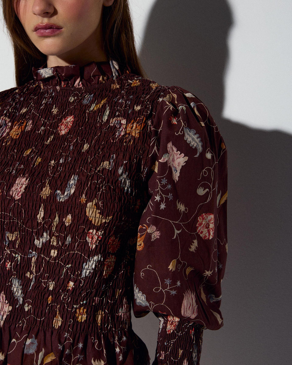 BLUSA NIDO DE ABEJA ESTAMPADO FLORAL