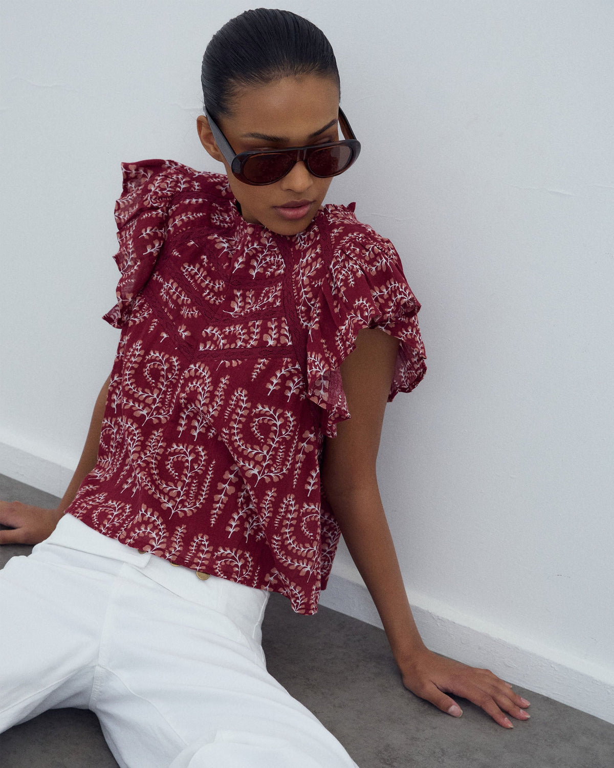 BLUSA MANGA CORTA VOLANTES PUNTILLAS ESTAMPADA