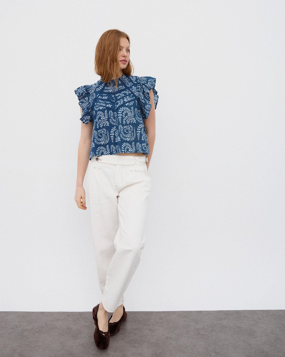 BLUSA MANGA CORTA VOLANTES PUNTILLAS ESTAMPADA