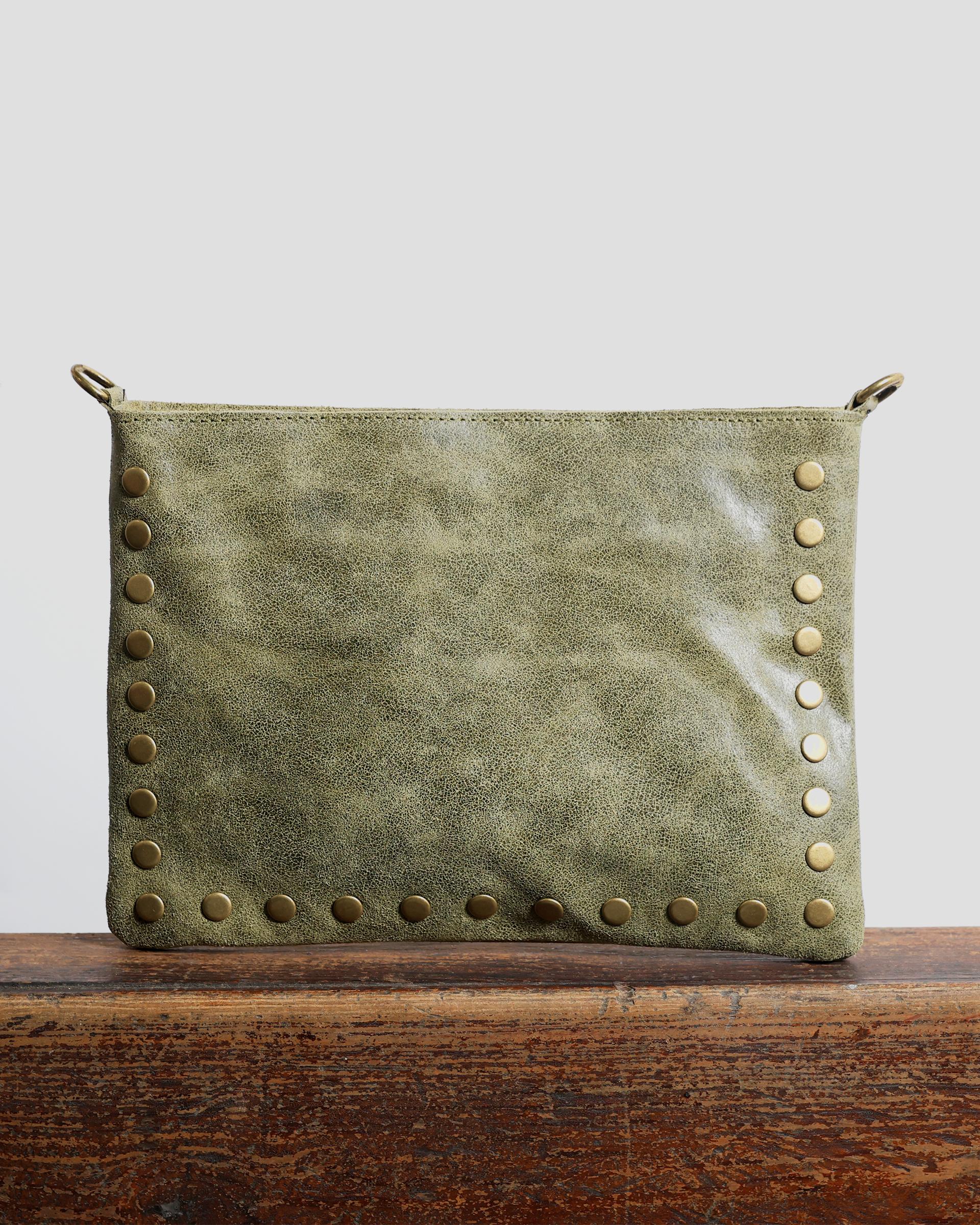 BOLSO MINI TACHUELAS