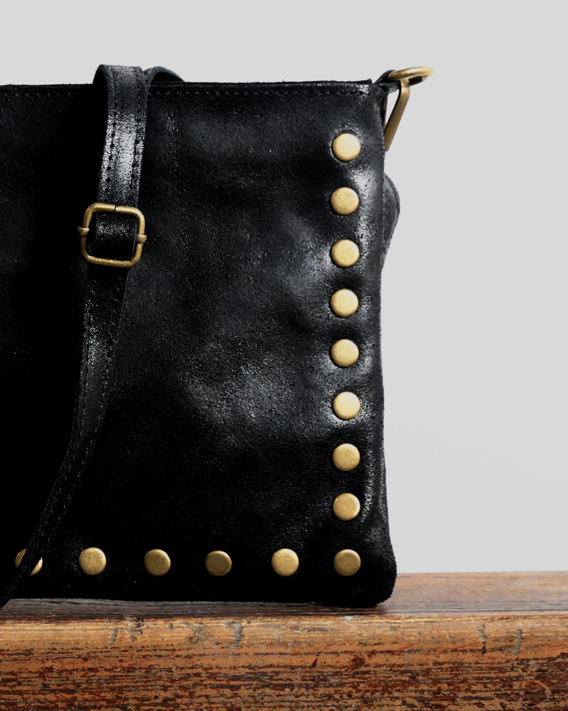 BOLSO MINI TACHUELAS
