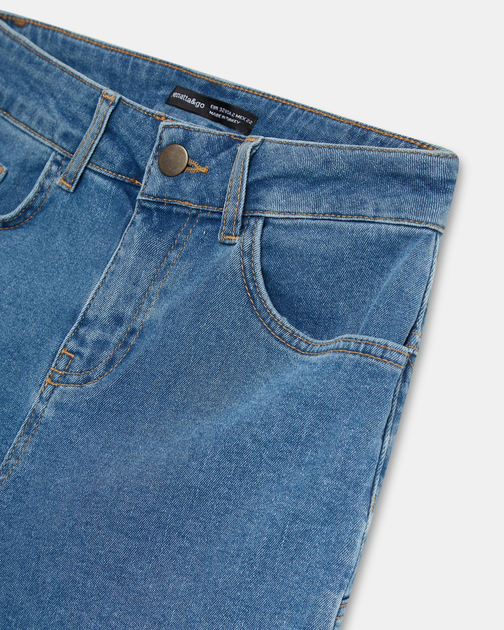 SHORTS ESTRELLAS TRASERAS