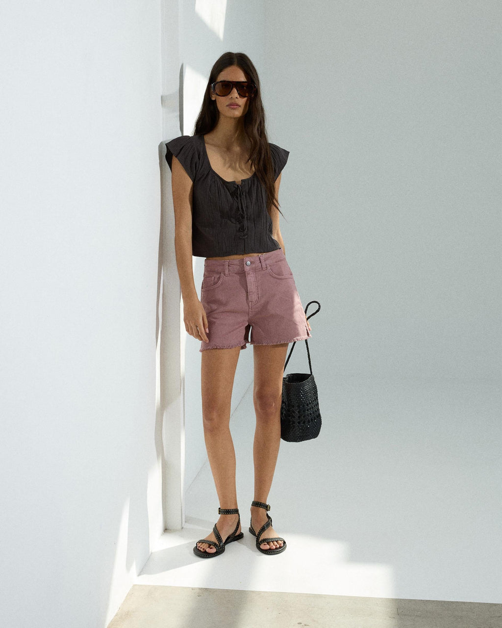 SHORTS ESTRELLAS TRASERAS