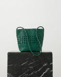 BOLSO BUCKET PIEL TRENZADA
