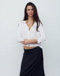 BLUSA BASICA ESCOTE PICO