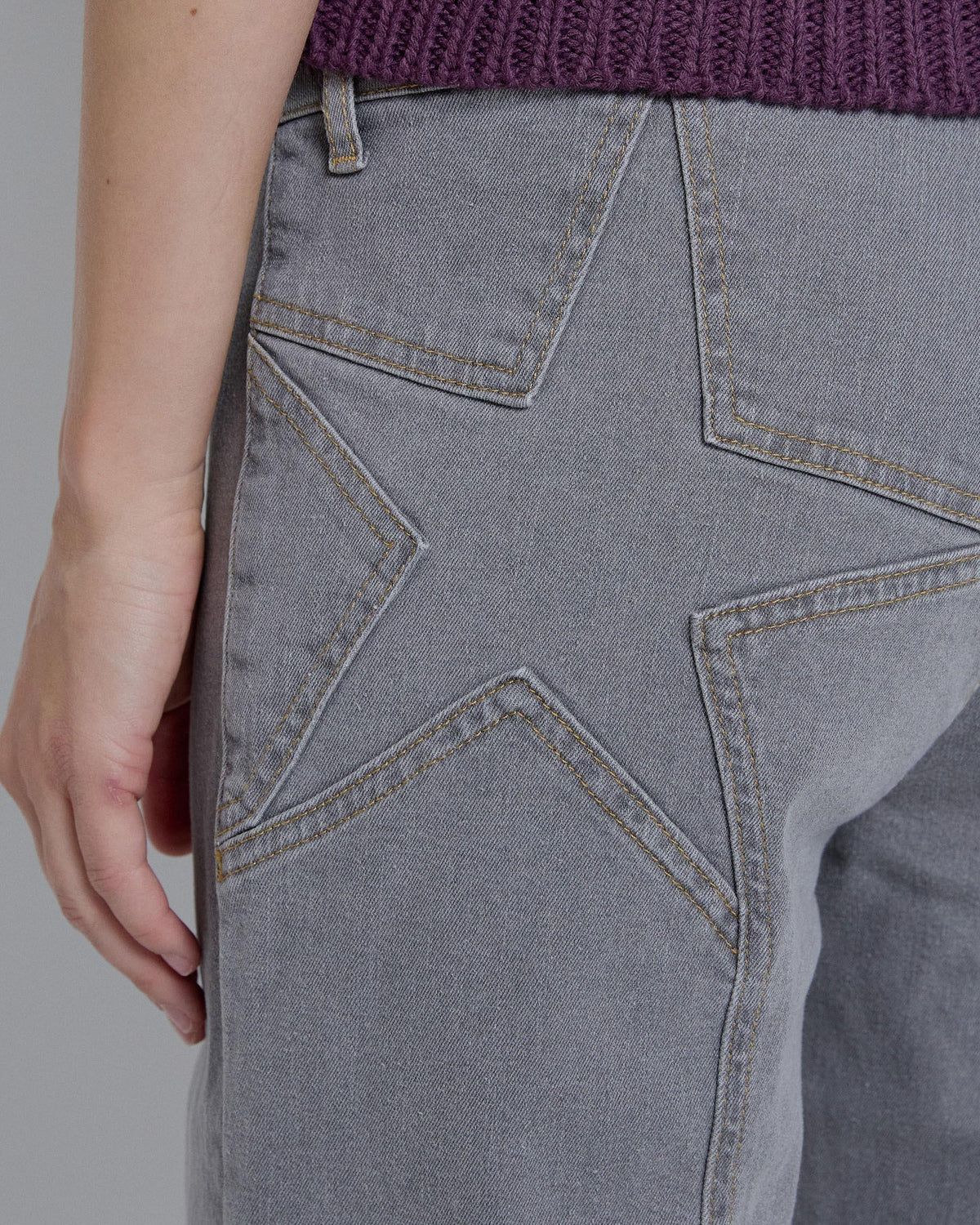 PANTALÓN ESTRELLAS TRASERAS