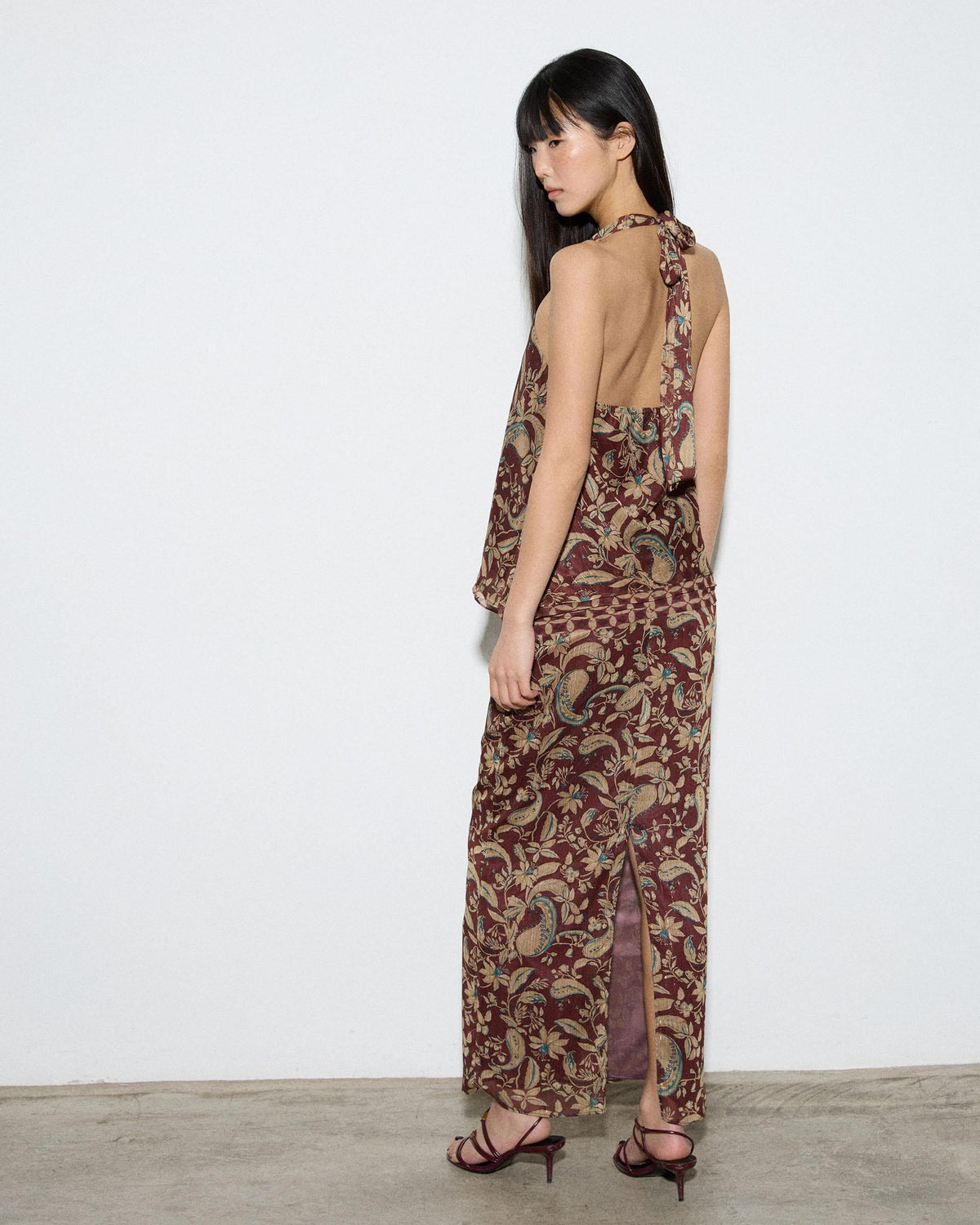 FALDA ESTAMPADO FLORAL Y GEOMETRICO
