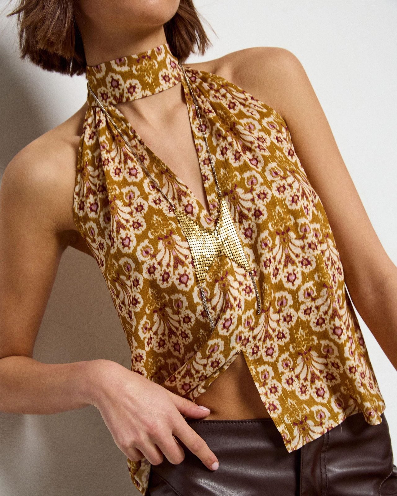 Top Abertura Estampado Mostaza