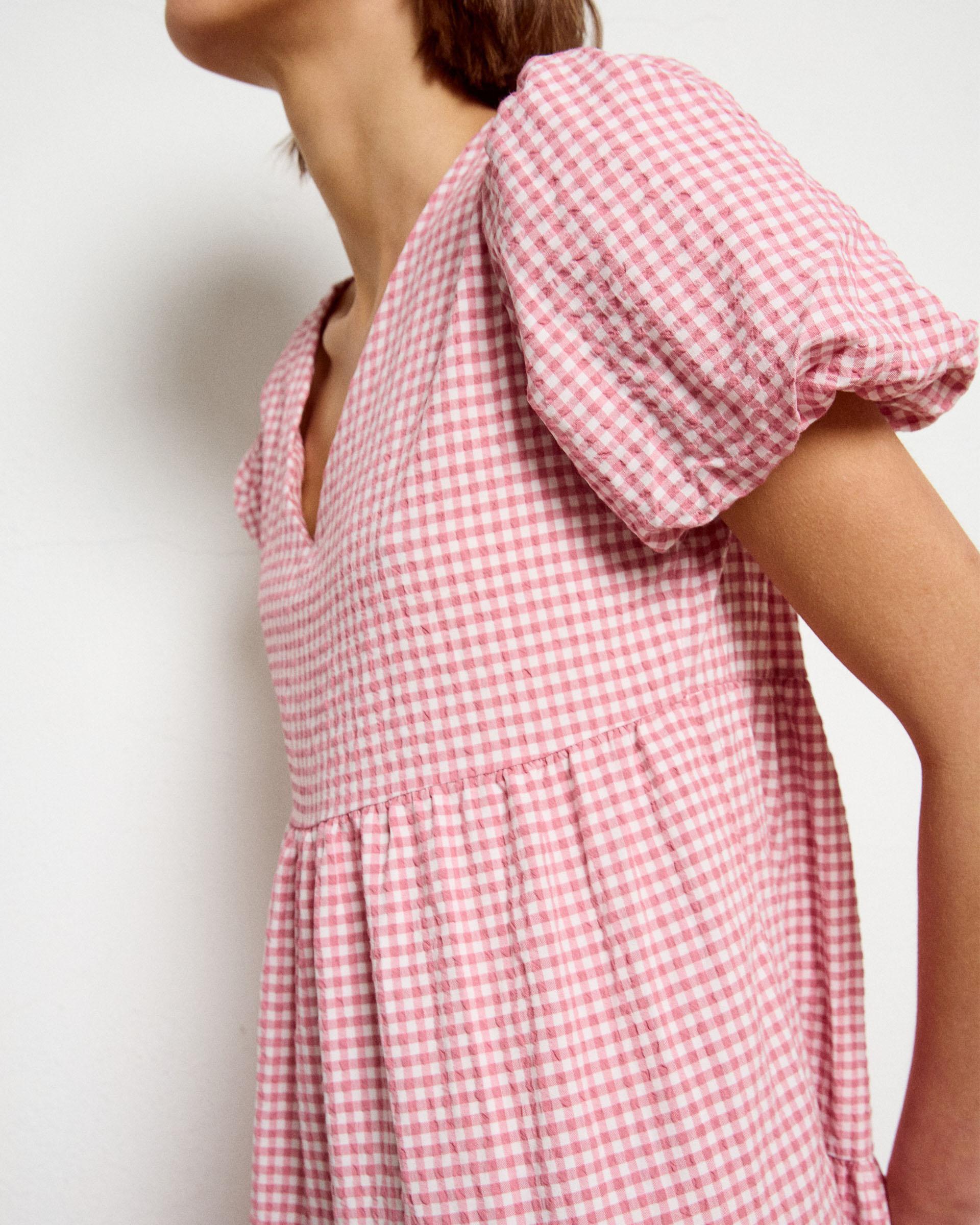 VESTIDO LARGO CORTES
