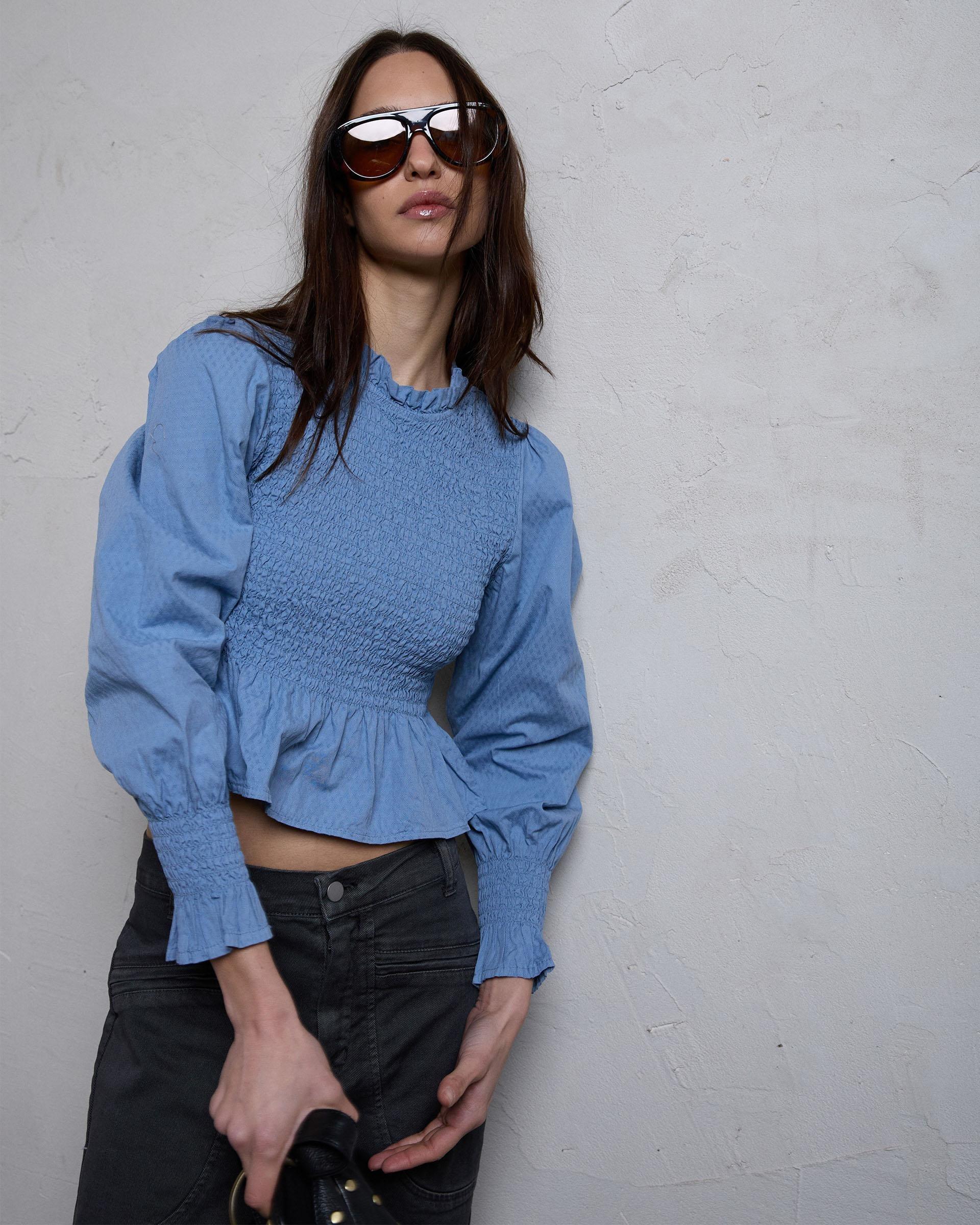 BLUSA NIDO DE ABEJA