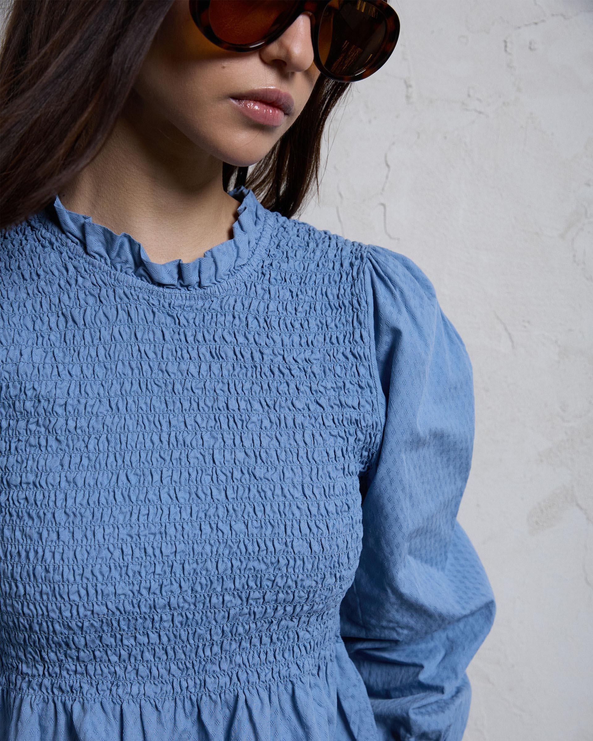 BLUSA NIDO DE ABEJA