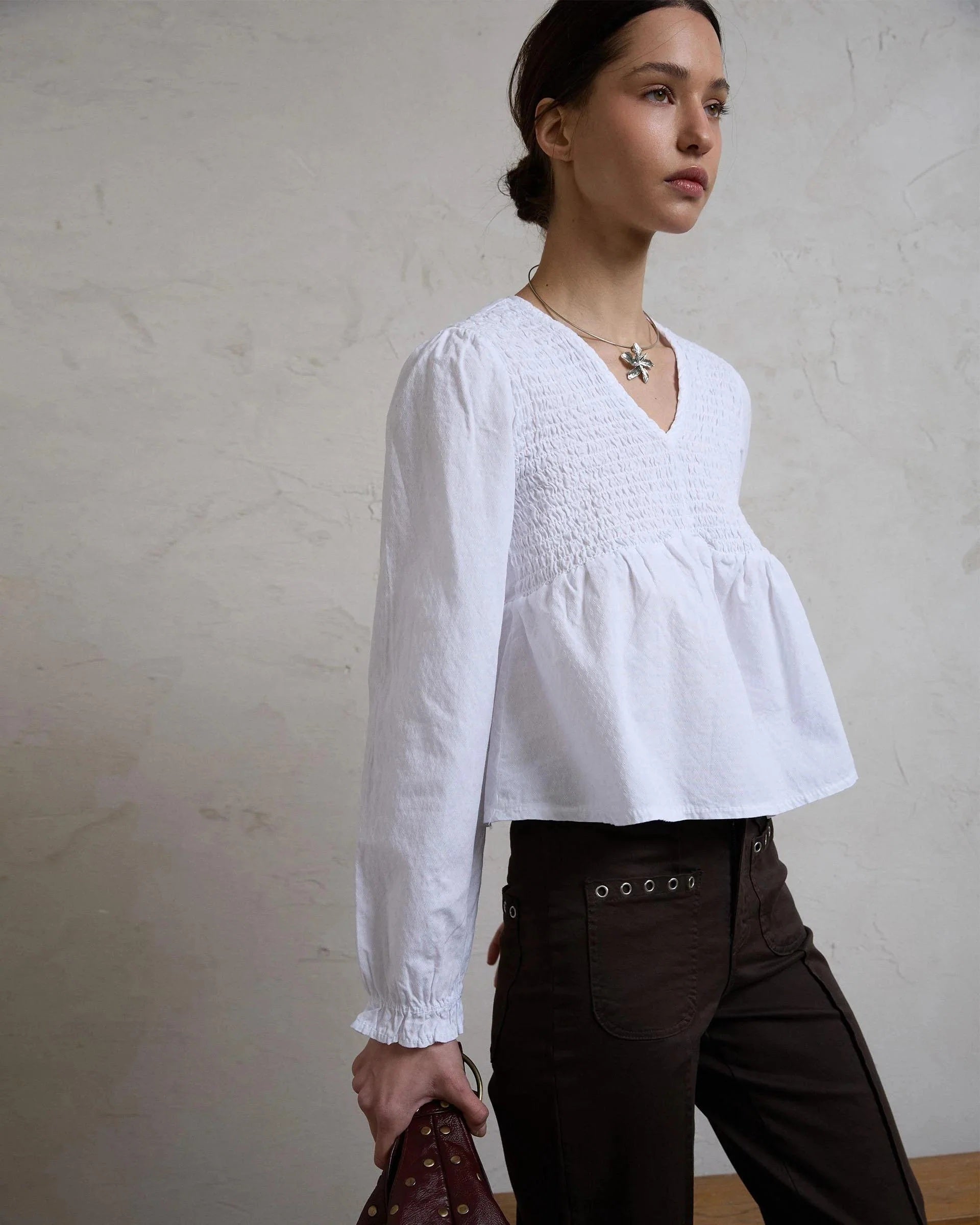 BLUSA ESCOTE NIDO DE ABEJA