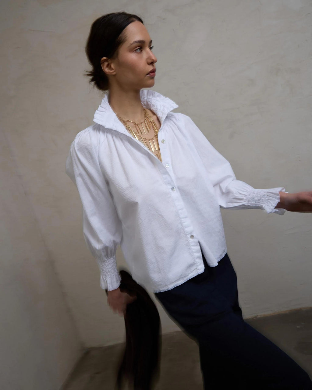 BLUSA NIDO DE ABEJA CUELLO