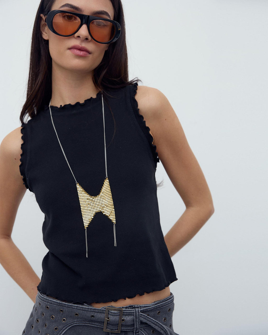 CAMISETA RIBETES ONDULADOS
