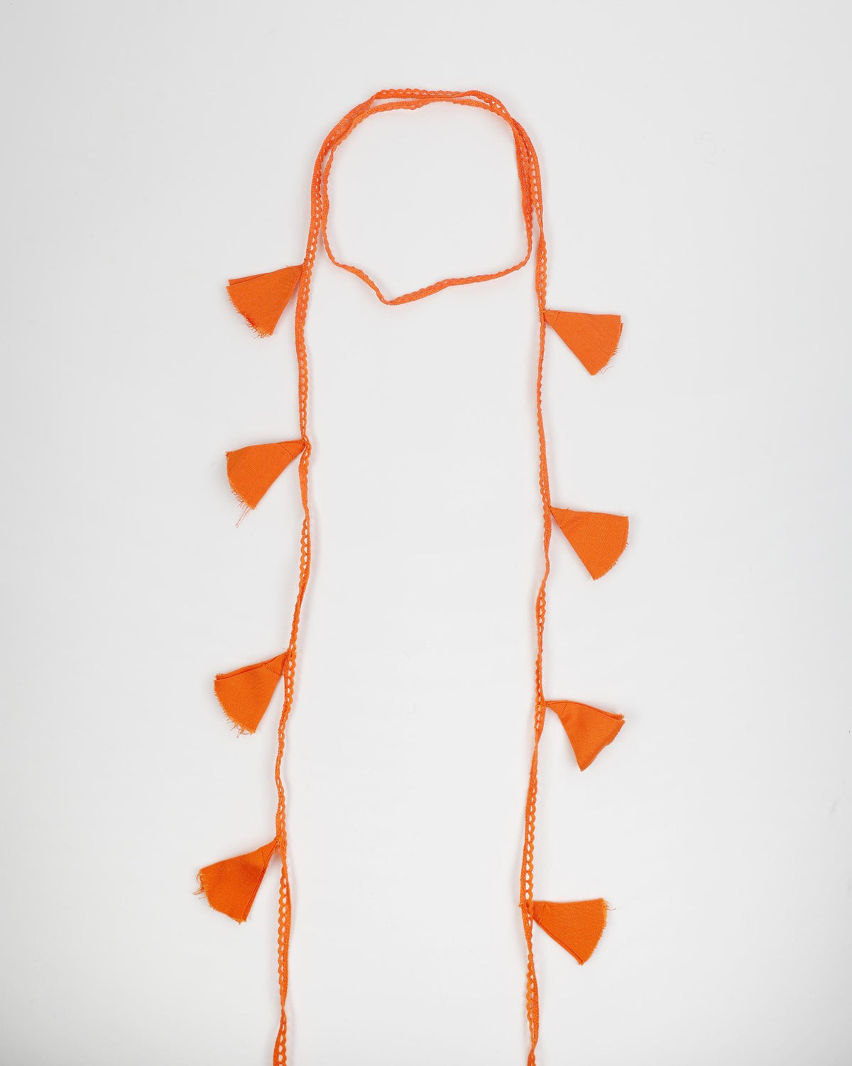 COLLAR PUNTILLA FLORES