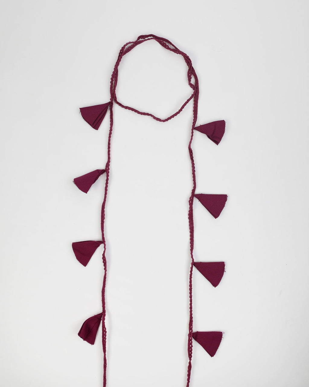 COLLAR PUNTILLA FLORES