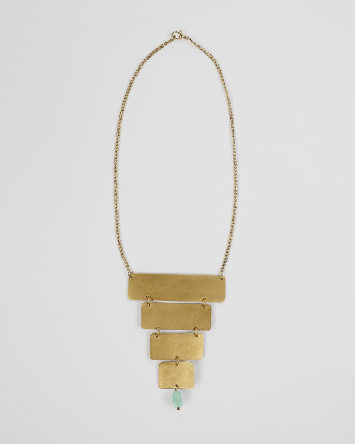 COLLAR PIRAMIDE DETALLE