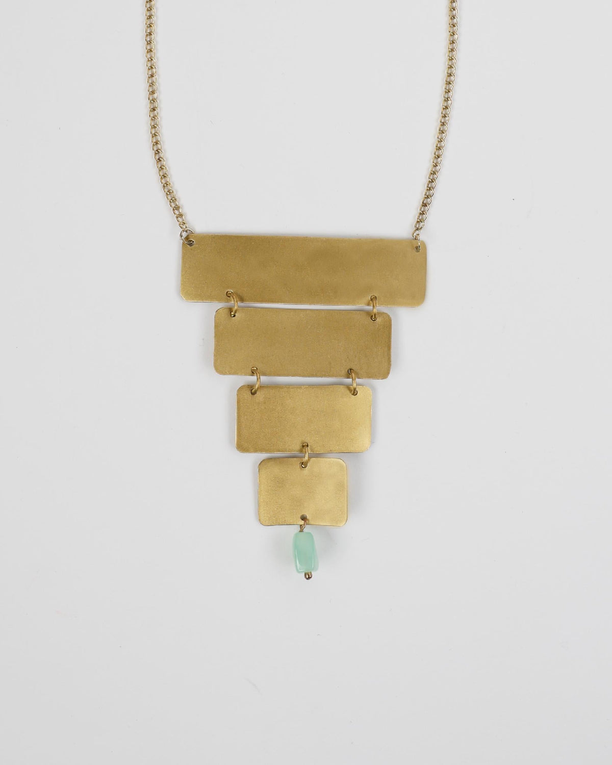 COLLAR PIRAMIDE DETALLE