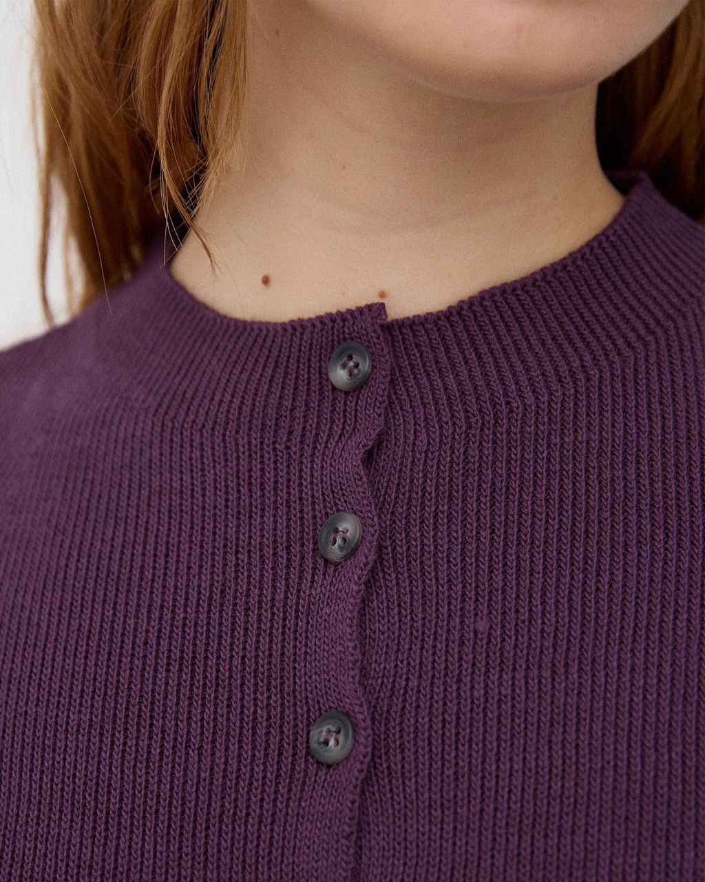 TOP BOTONES CUELLO ALTO