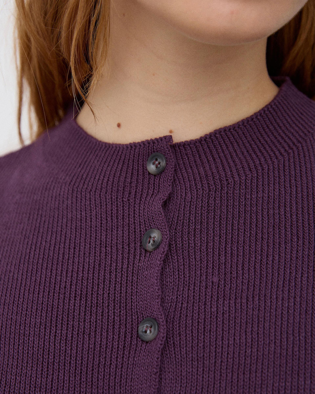 TOP BOTONES CUELLO ALTO