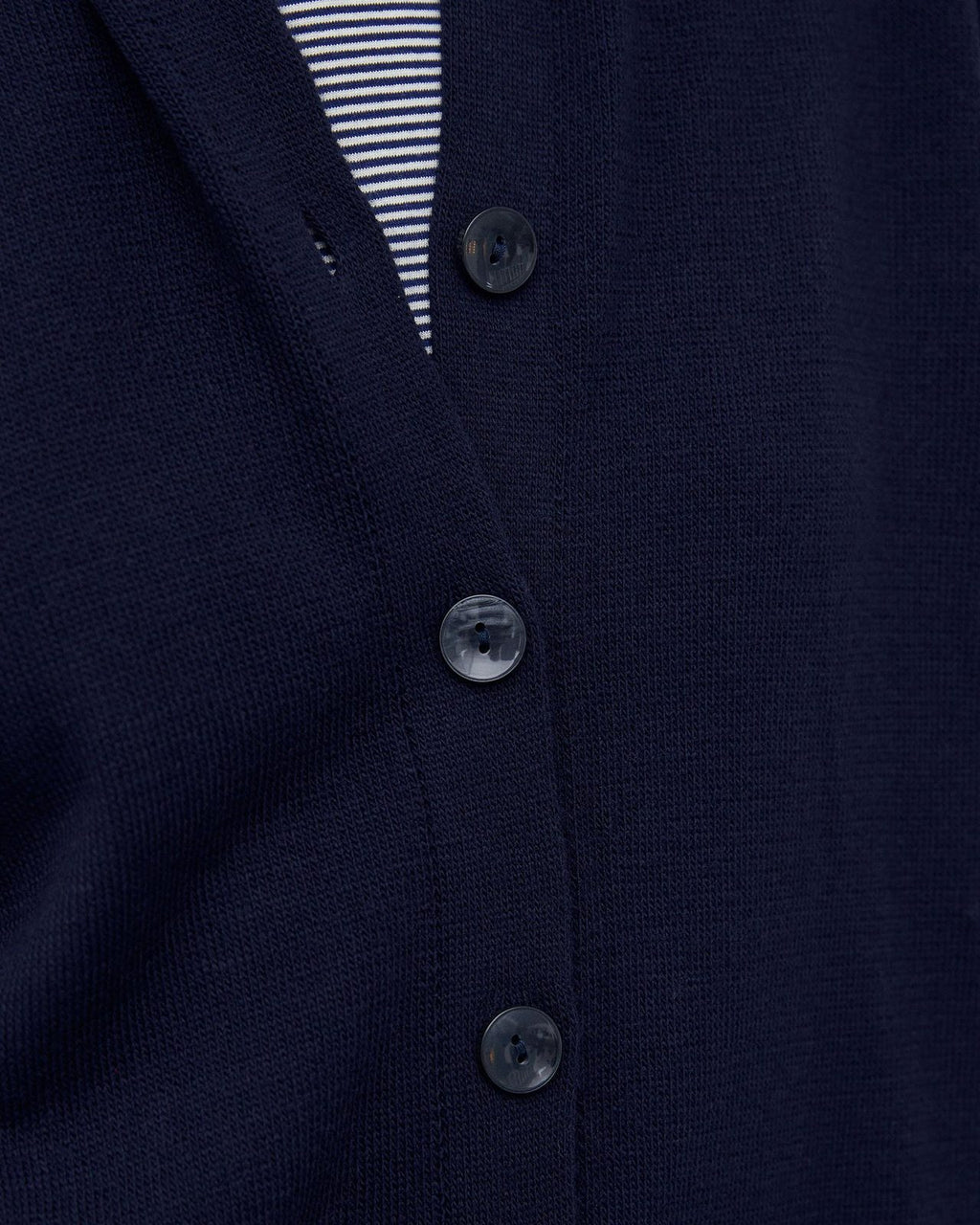 Chaqueta Punto Cuello Subido Pico Azul Marino
