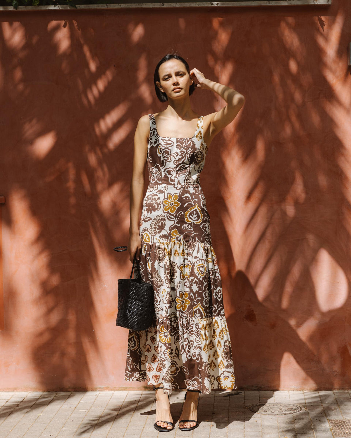 VESTIDO TIRANTES CORTES ESTAMPADO