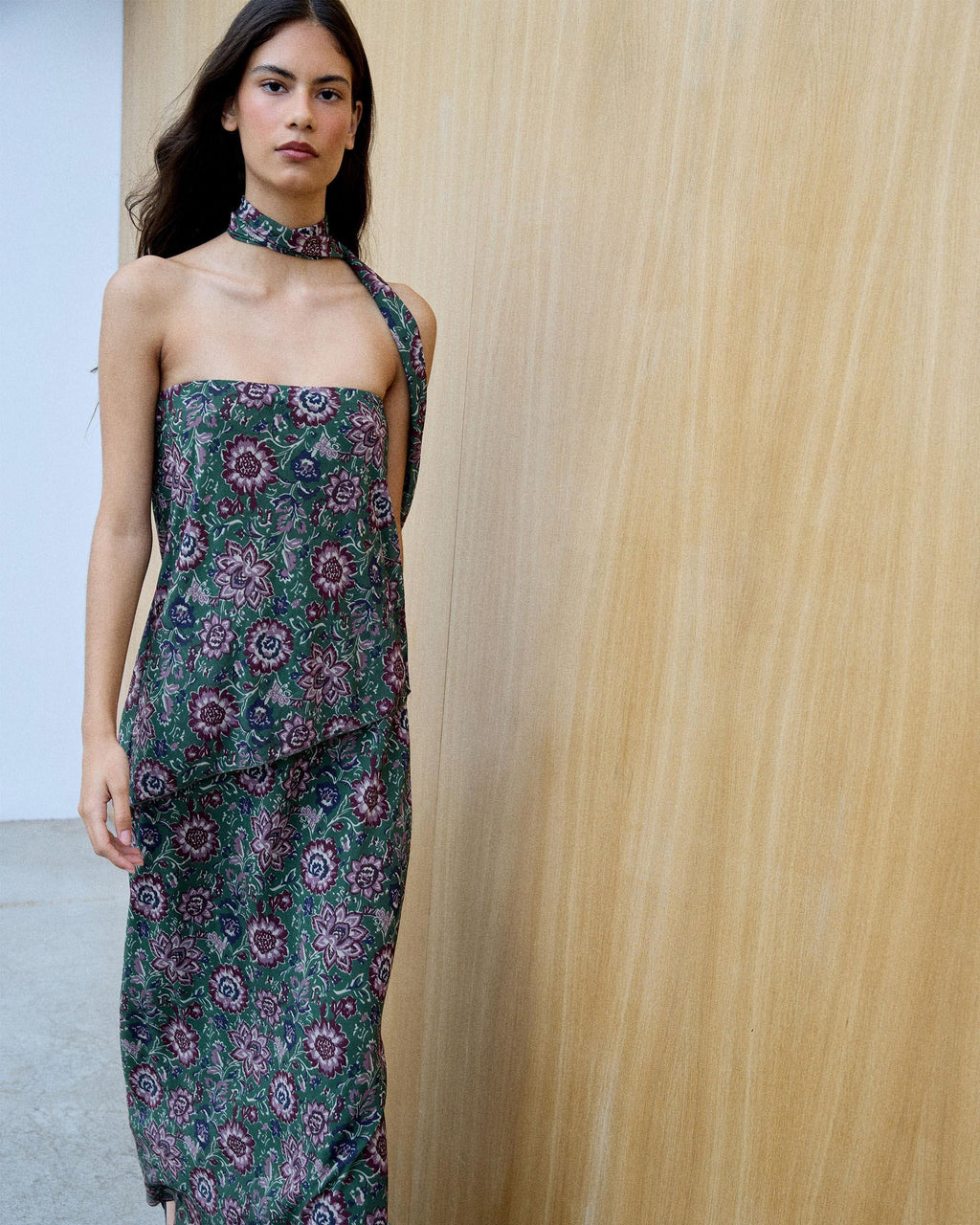 VESTIDO CORTE DIAGONAL ESTAMPADO