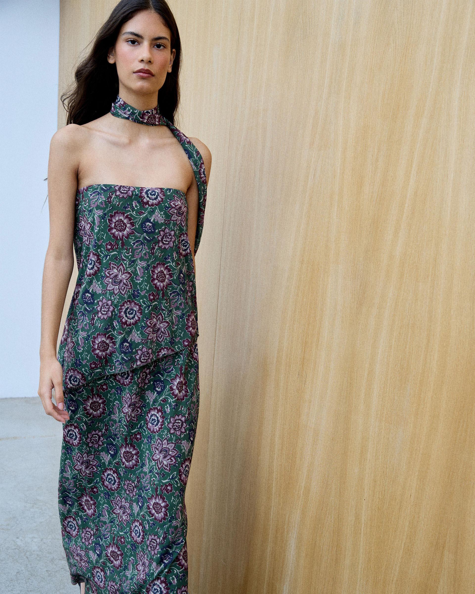 VESTIDO CORTE DIAGONAL ESTAMPADO