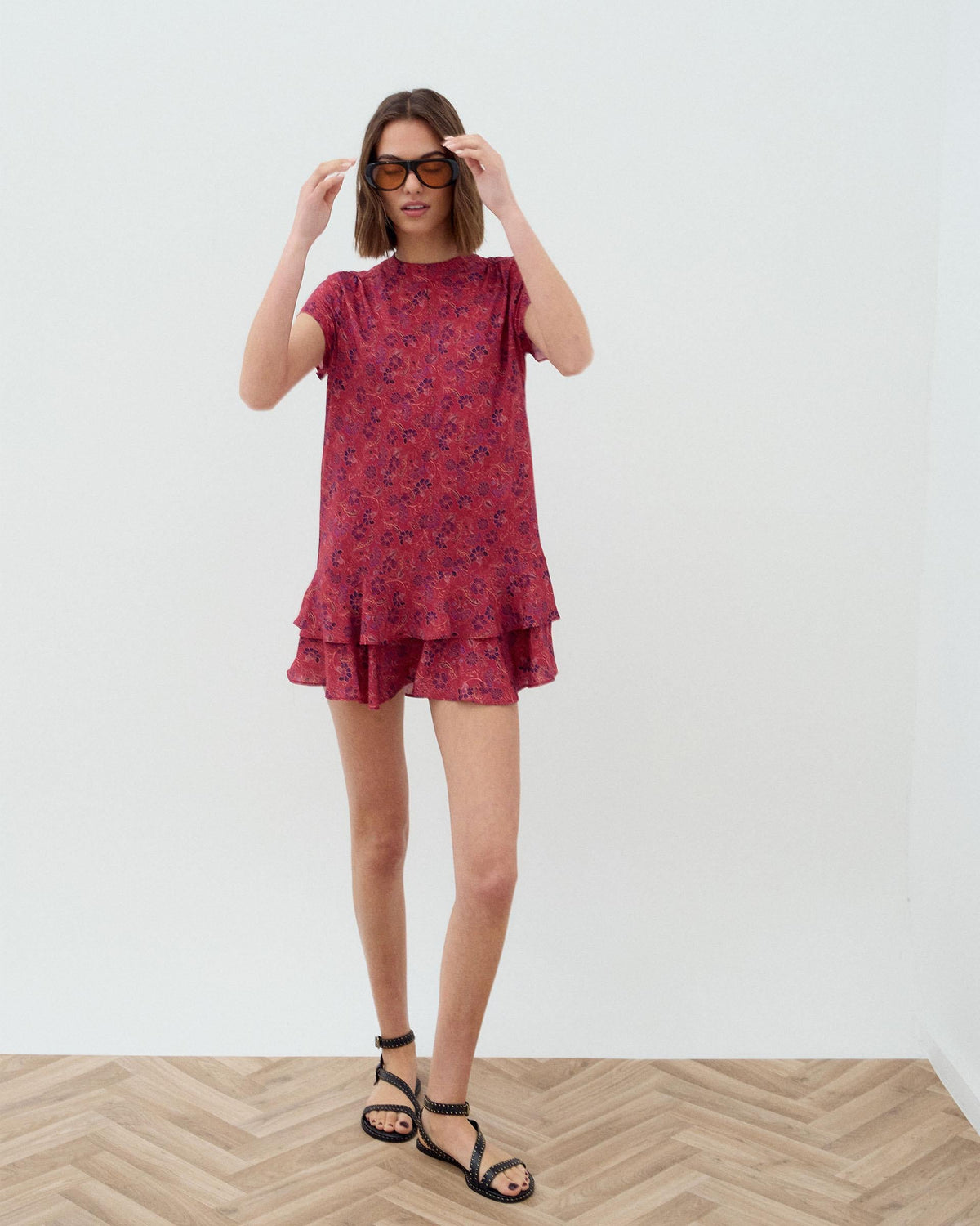 VESTIDO CORTO VOLANTES ESTAMPADO