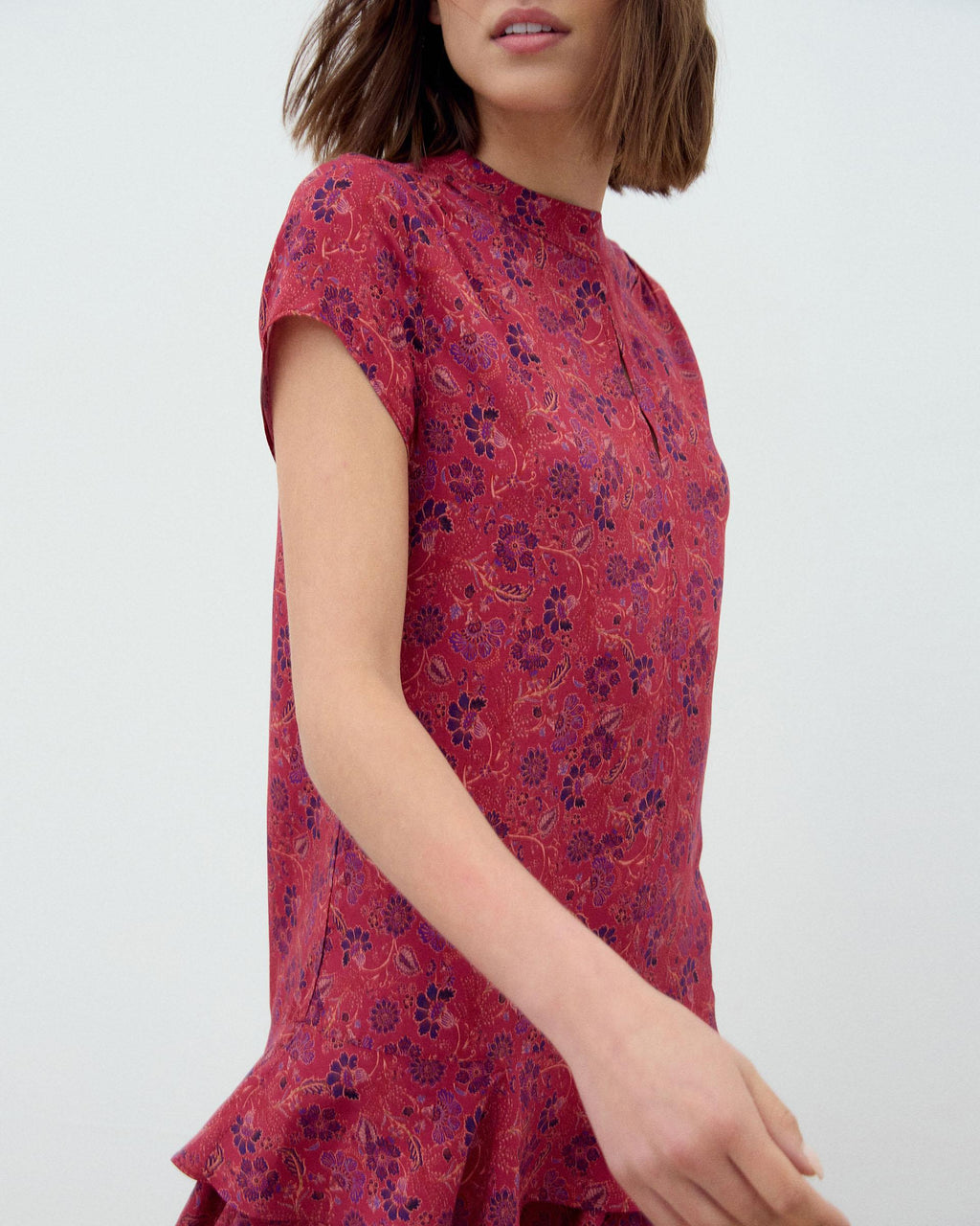 VESTIDO CORTO VOLANTES ESTAMPADO