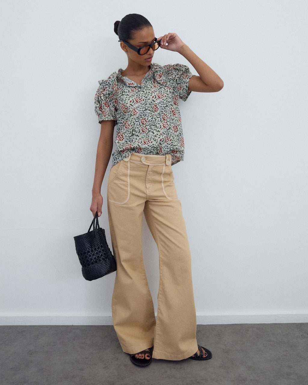 BLUSA MANGA ABULLONADA VOLANTE ESTAMPADA